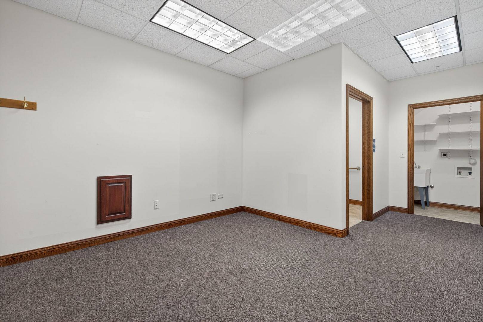 32 Uno CIR #A-B, Joliet, IL 60435