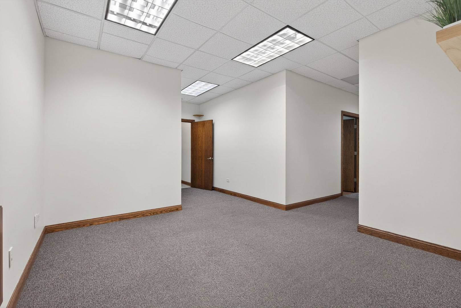 32 Uno CIR #A-B, Joliet, IL 60435