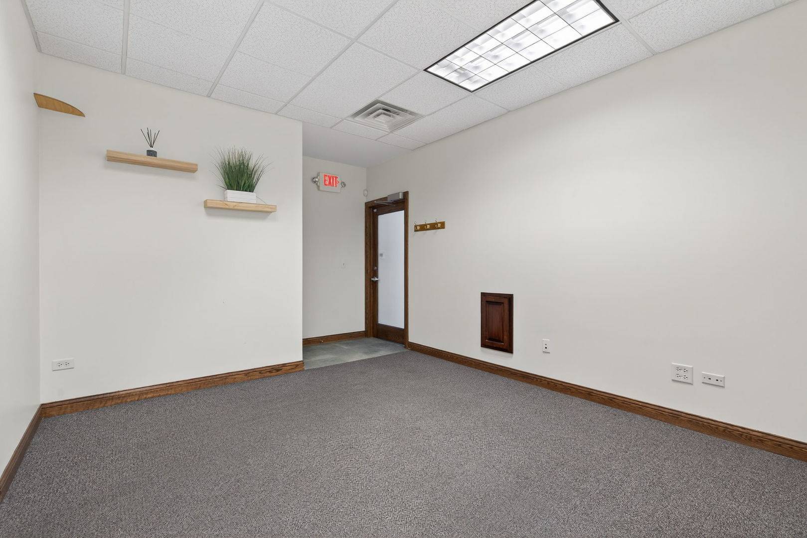 32 Uno CIR #A-B, Joliet, IL 60435