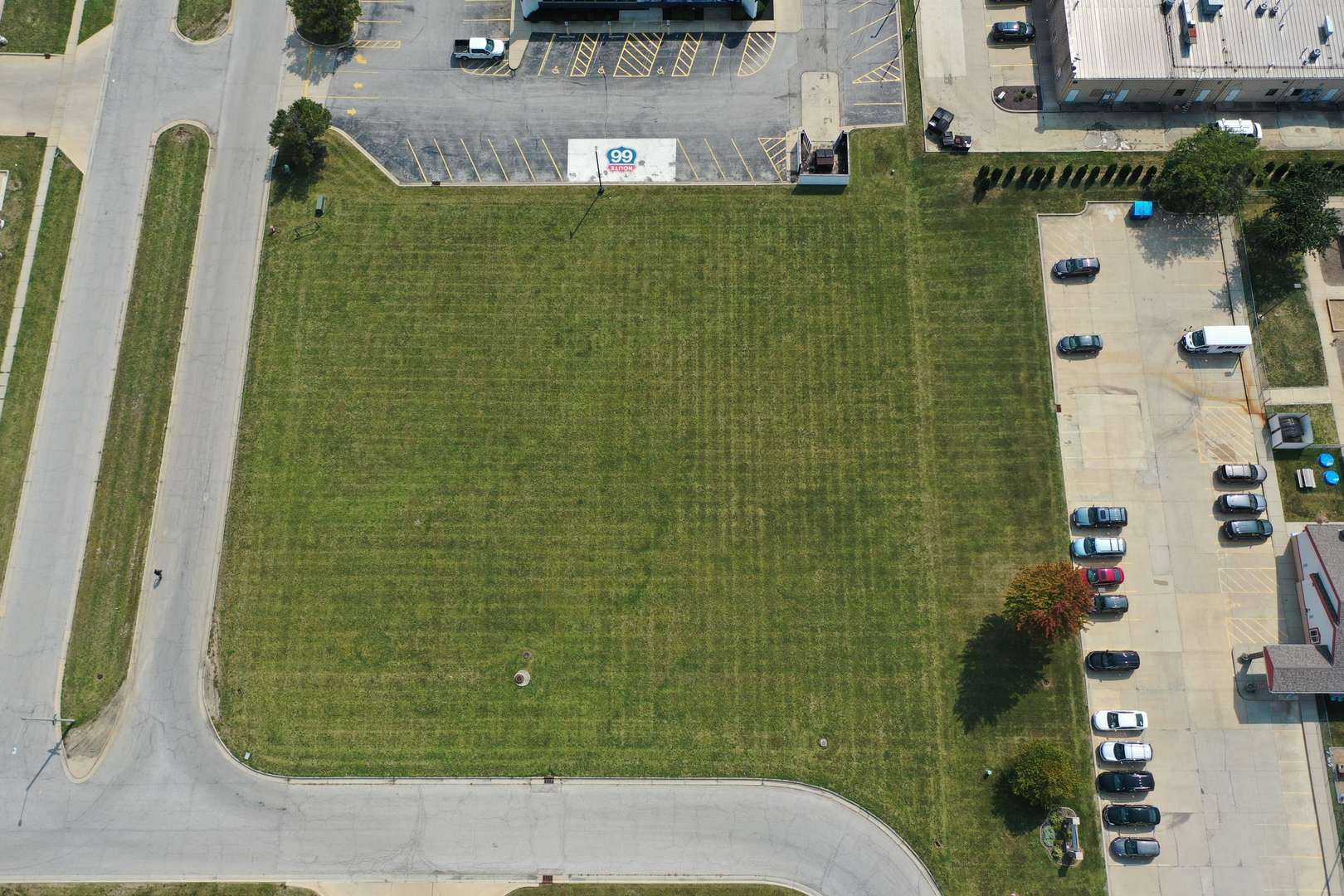 1703 Sugar Creek BLVD, Normal, IL 61761