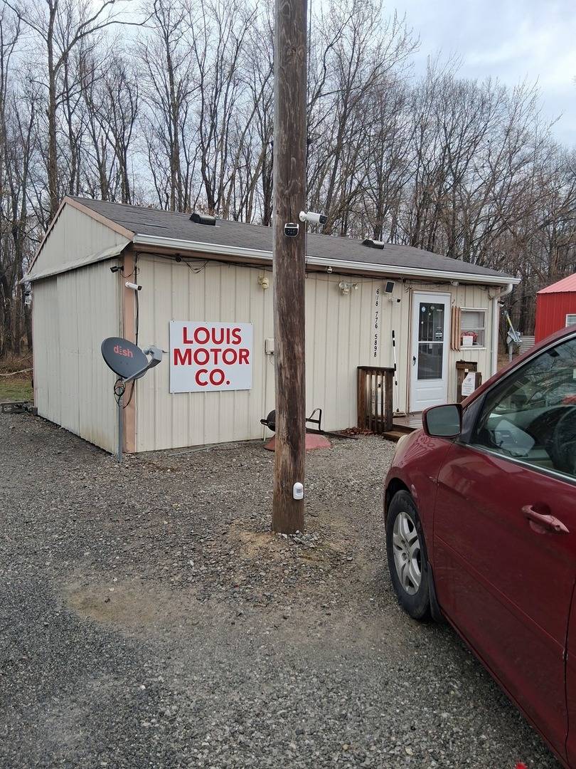 17092 Route 37 HWY N, Johnston City, IL 62951