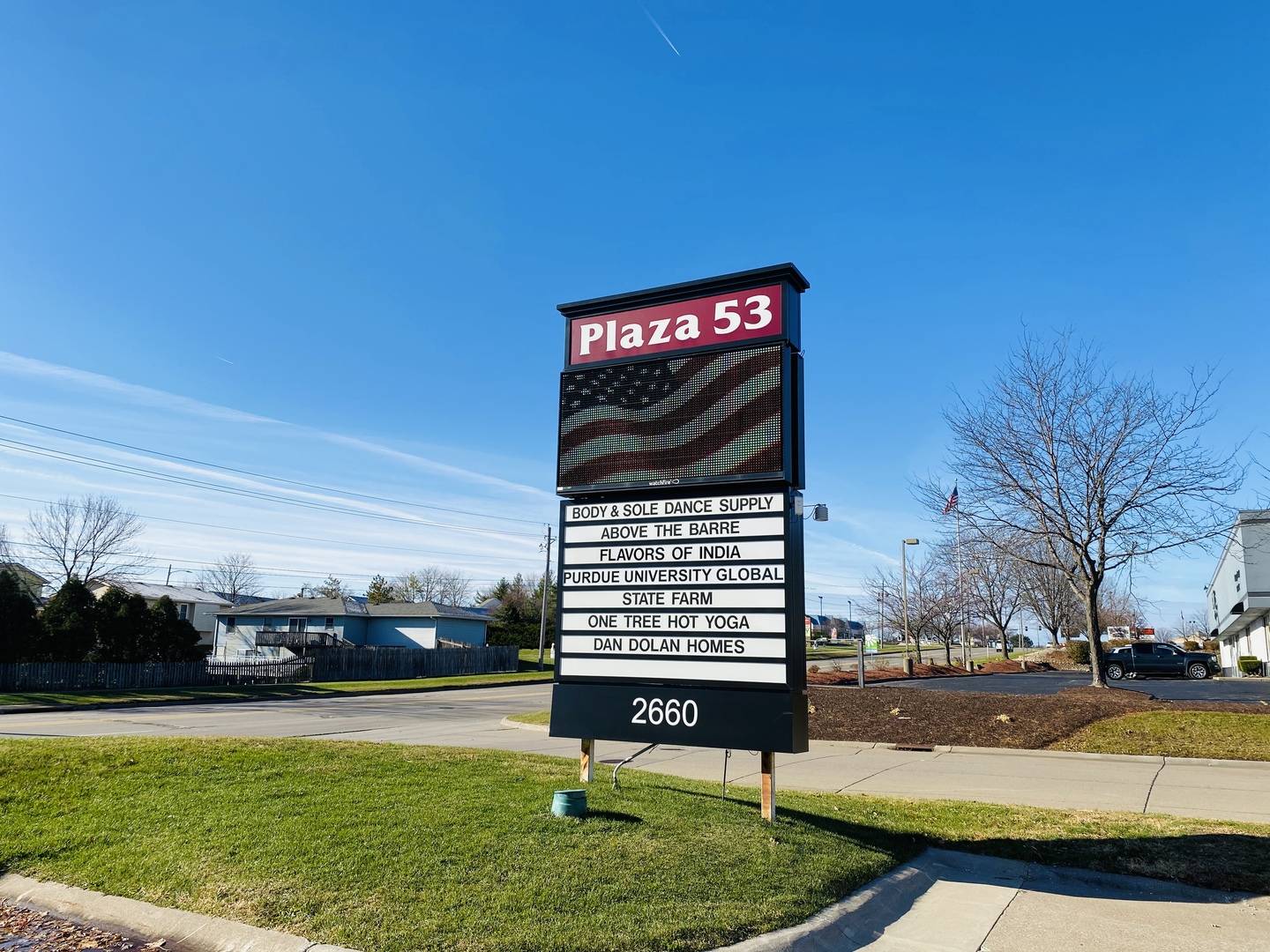 2660 E 53RD ST #2, Davenport, IA 52807