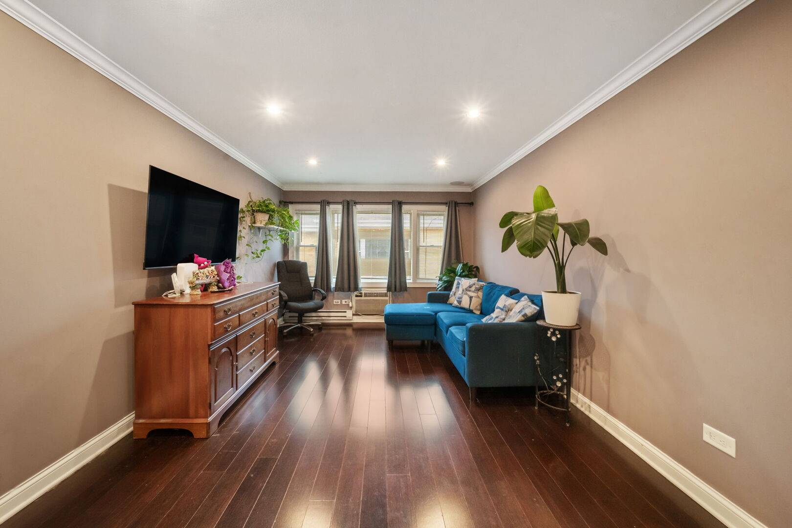 6630 W 95th ST #3D, Oak Lawn, IL 60453