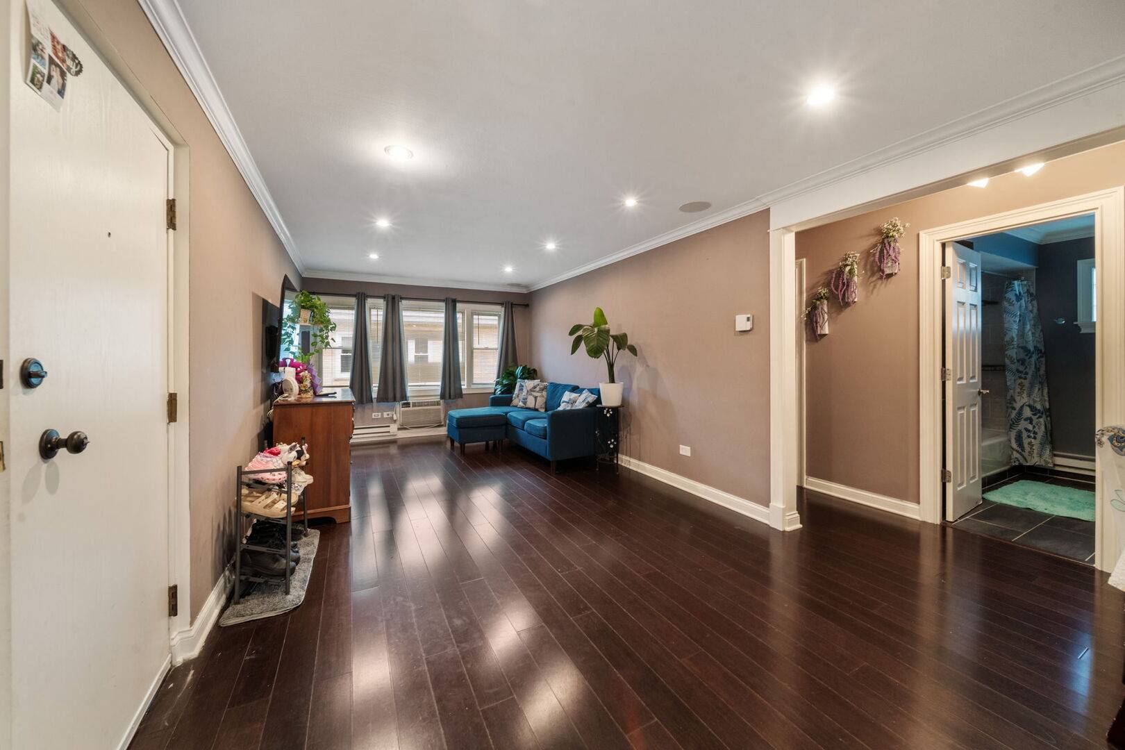 6630 W 95th ST #3D, Oak Lawn, IL 60453