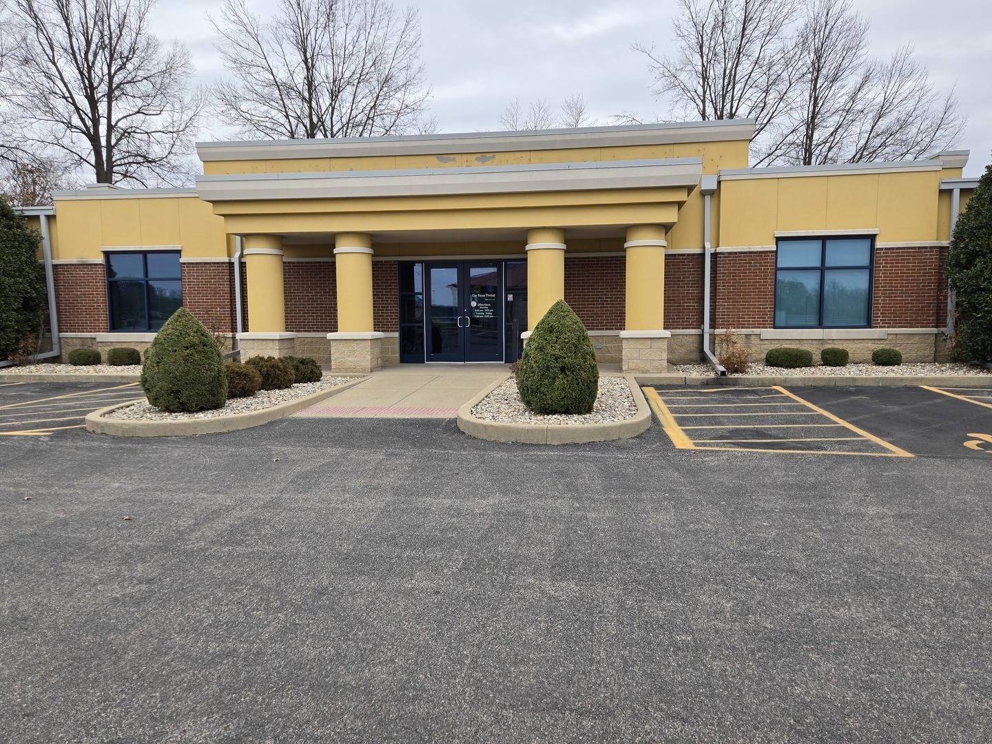 3316 Patriot CT, Herrin, IL 62948