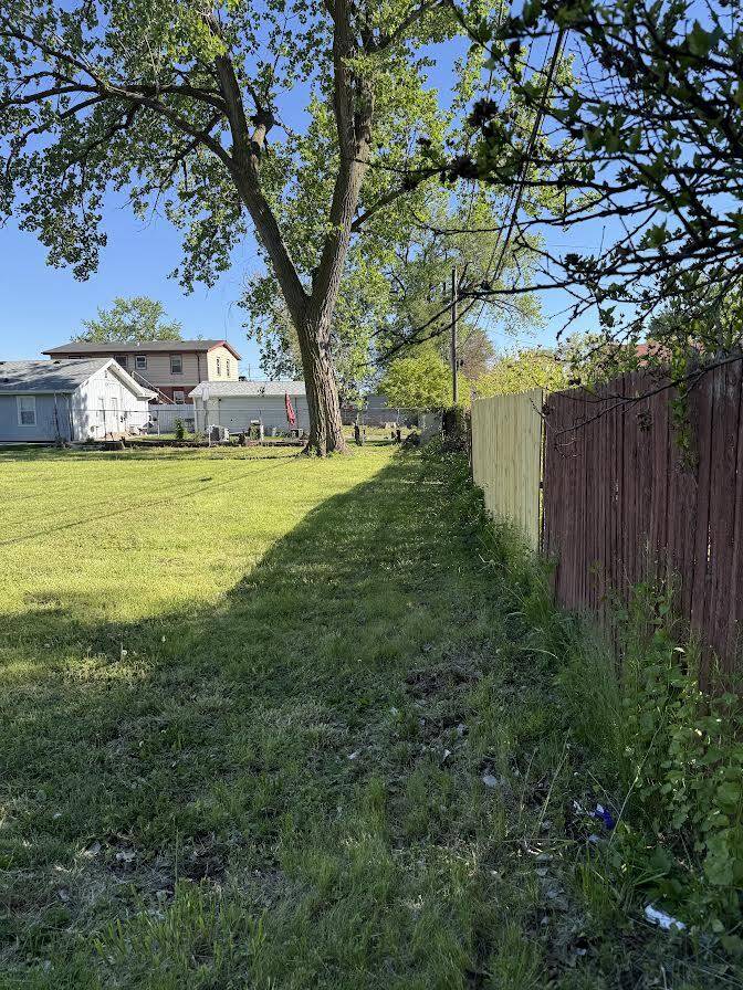 Address not disclosed, Midlothian, IL 60445