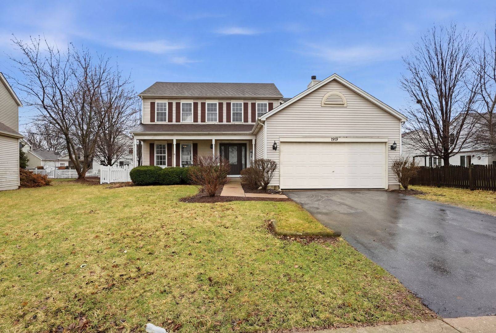1919 Spring Ridge DR, Plainfield, IL 60586