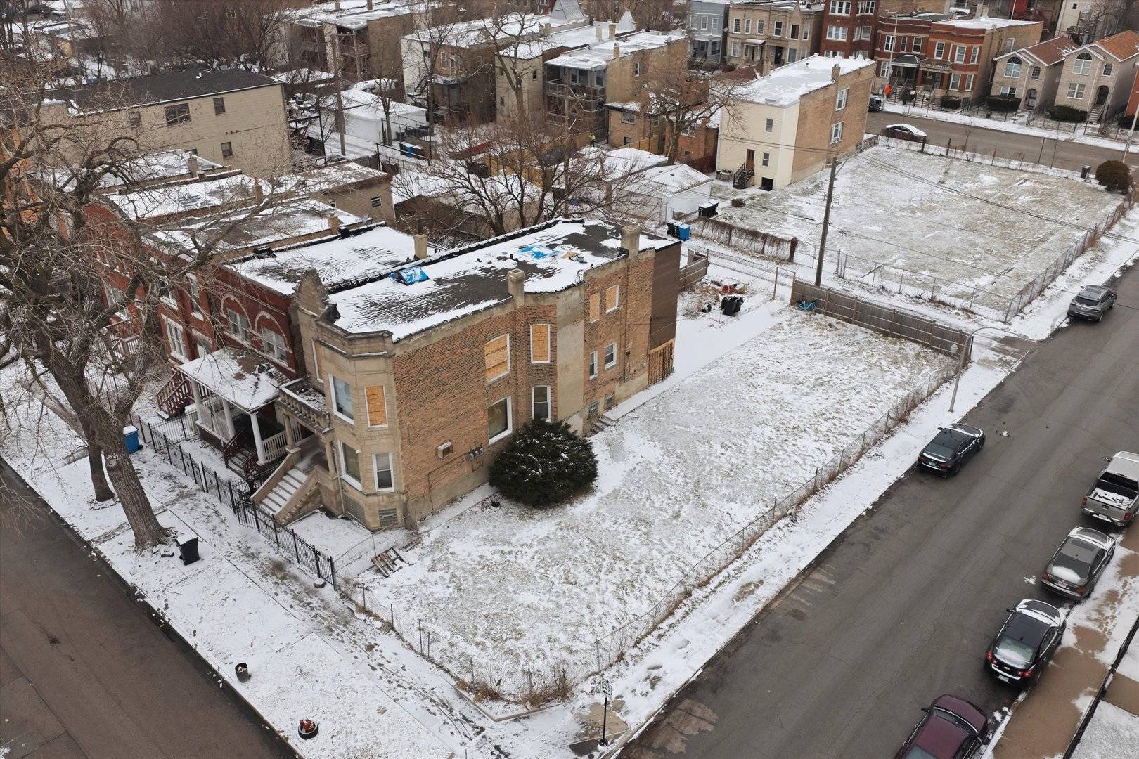 4300 W Gladys AVE, Chicago, IL 60624
