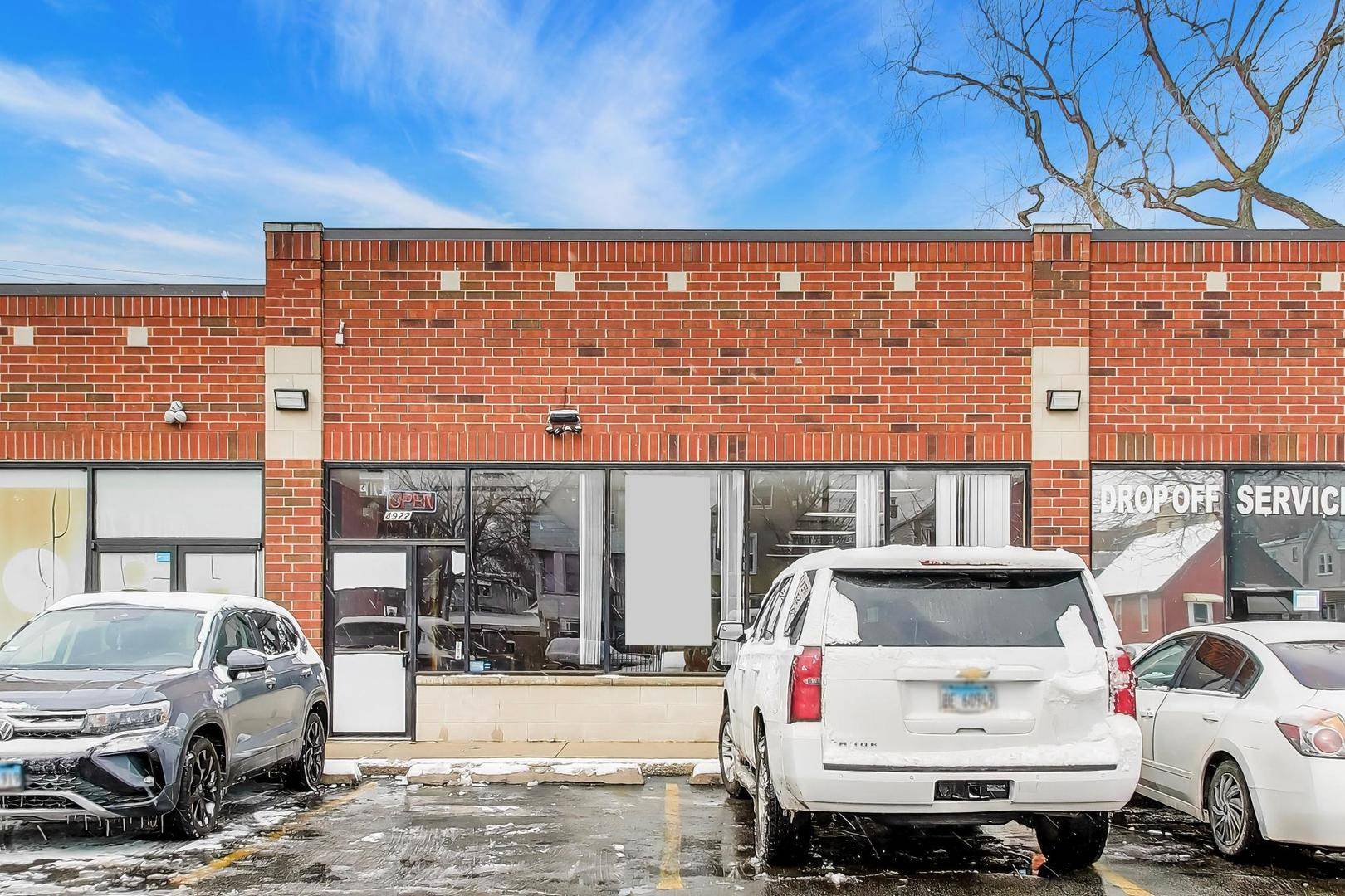 4916 N Pulaski RD, Chicago, IL 60630