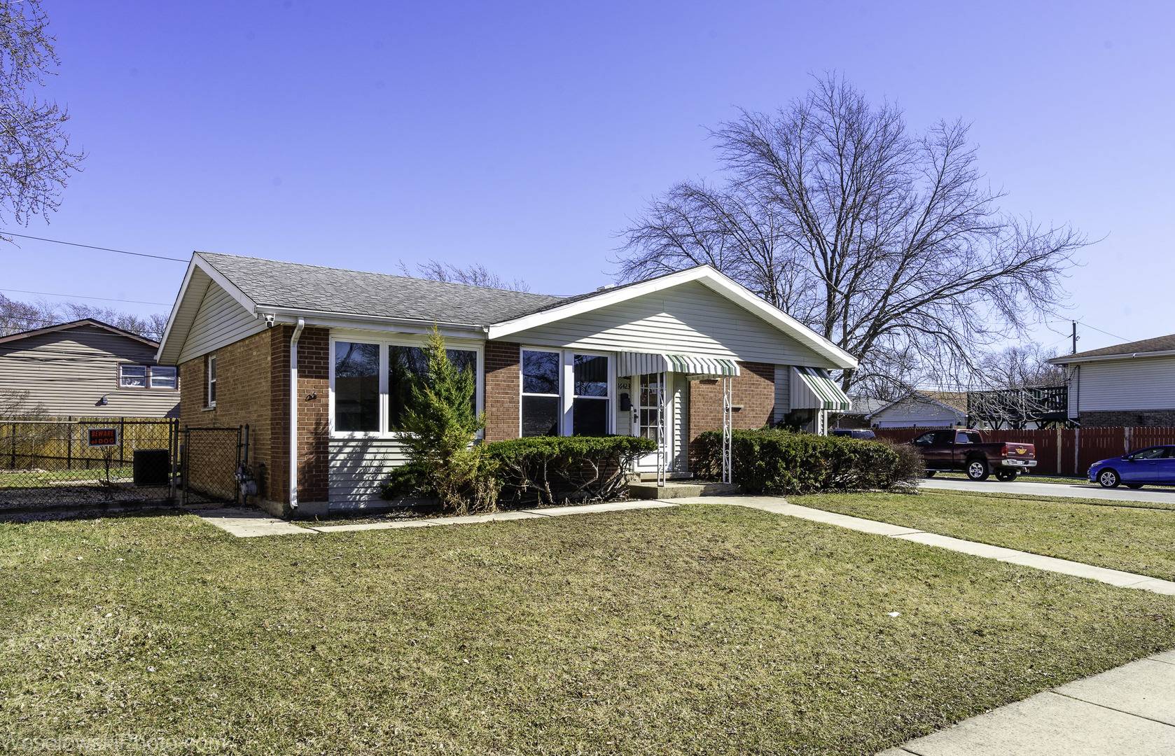 16423 Craig DR, Oak Forest, IL 60452