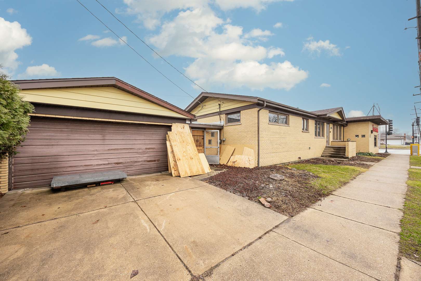 9101 S Kedzie AVE, Evergreen Park, IL 60805