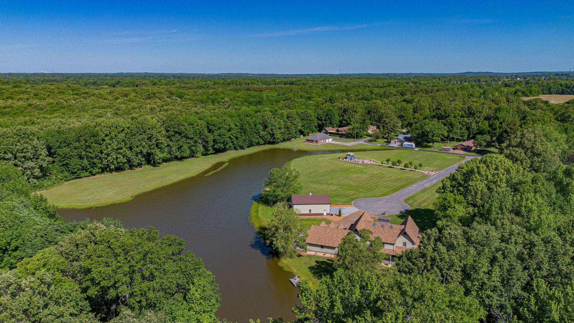 5 Woodhaven EST, Metropolis, IL 62960