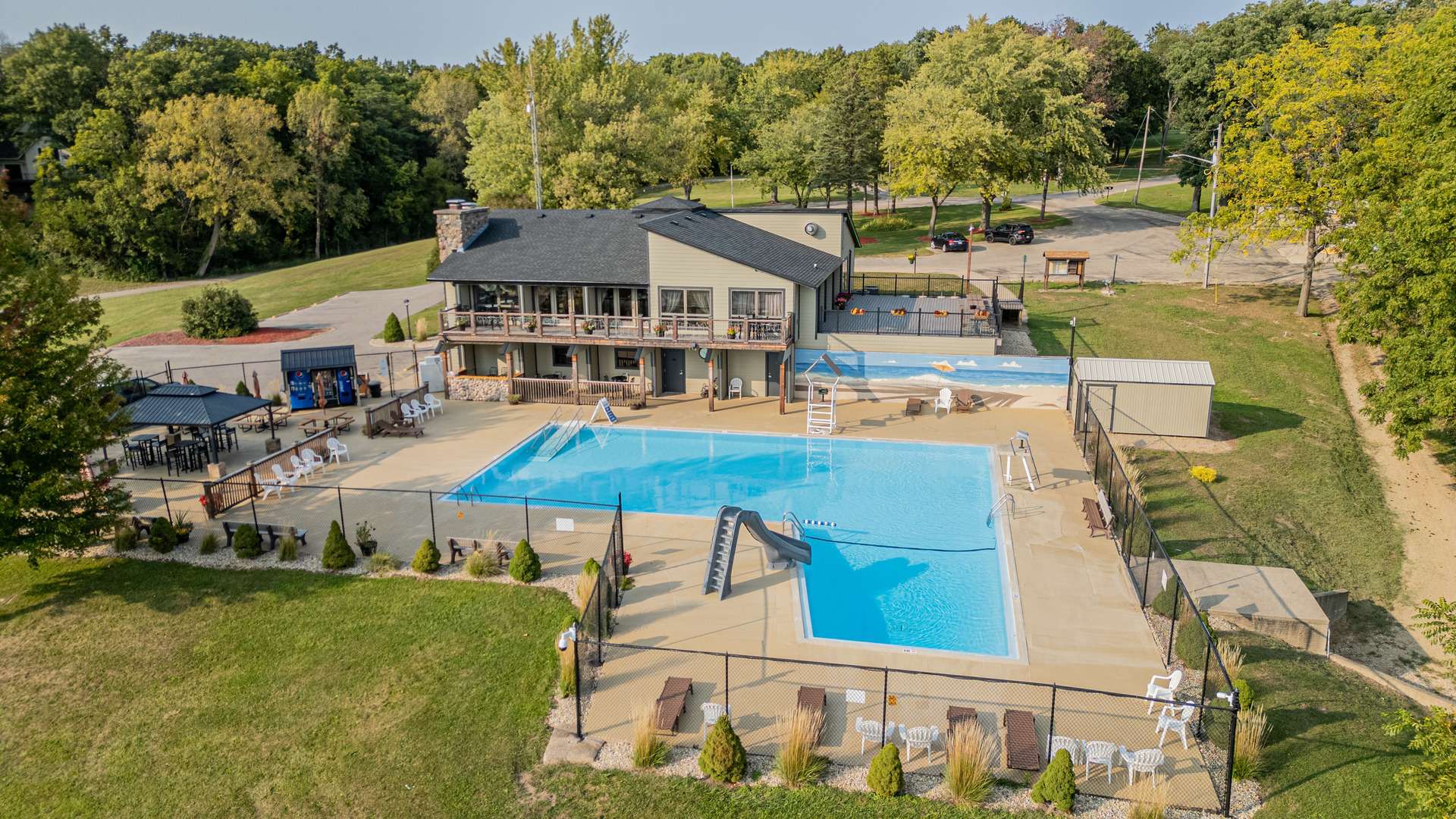 18 Timberlane DR, Putnam, IL 61560