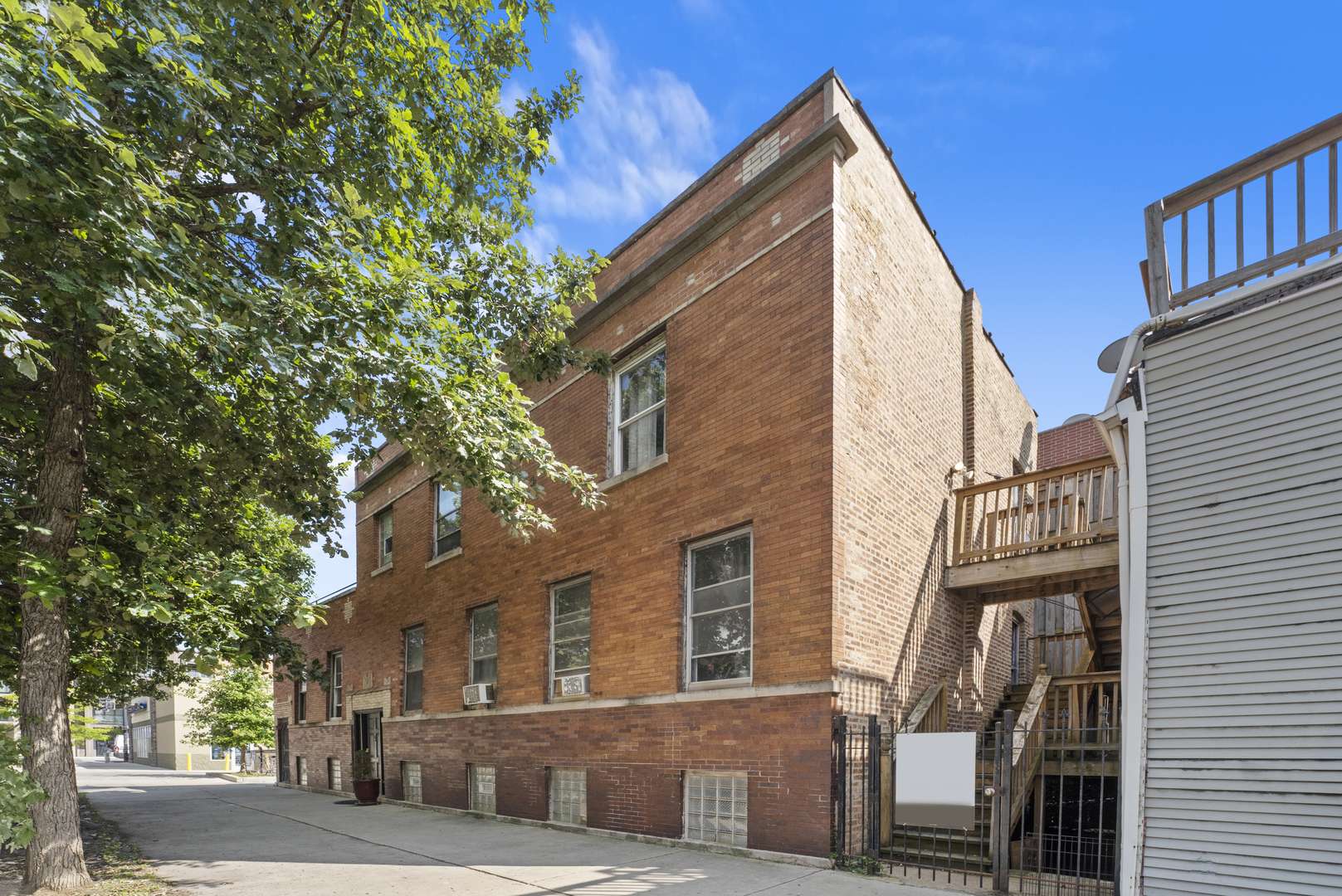 1657 N Artesian AVE, Chicago, IL 60647