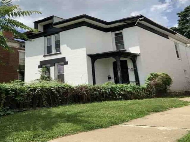 631 N 8th ST, Quincy, IL 62301