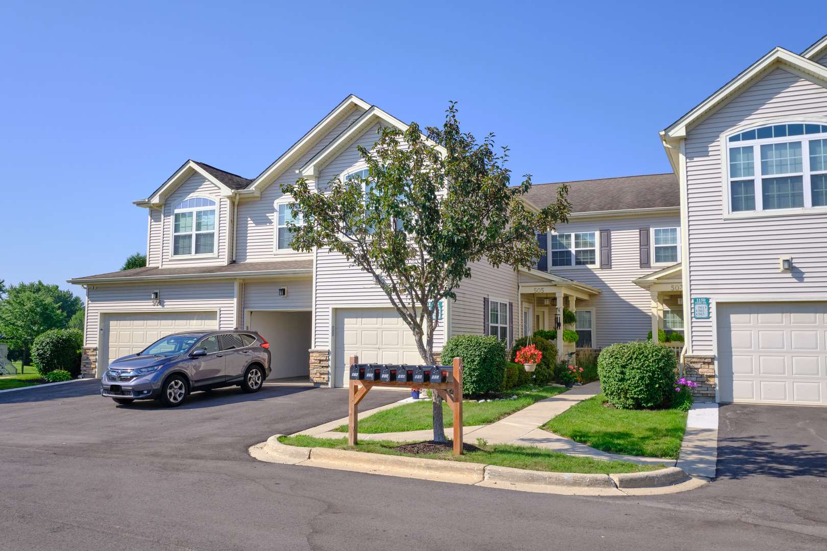 1150 PARK DR #504, Lake Geneva, WI 53147