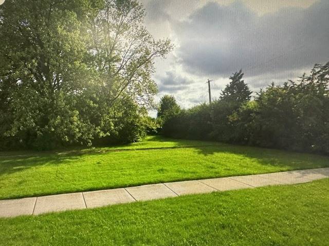 429 W Army Trail RD, Addison, IL 60101