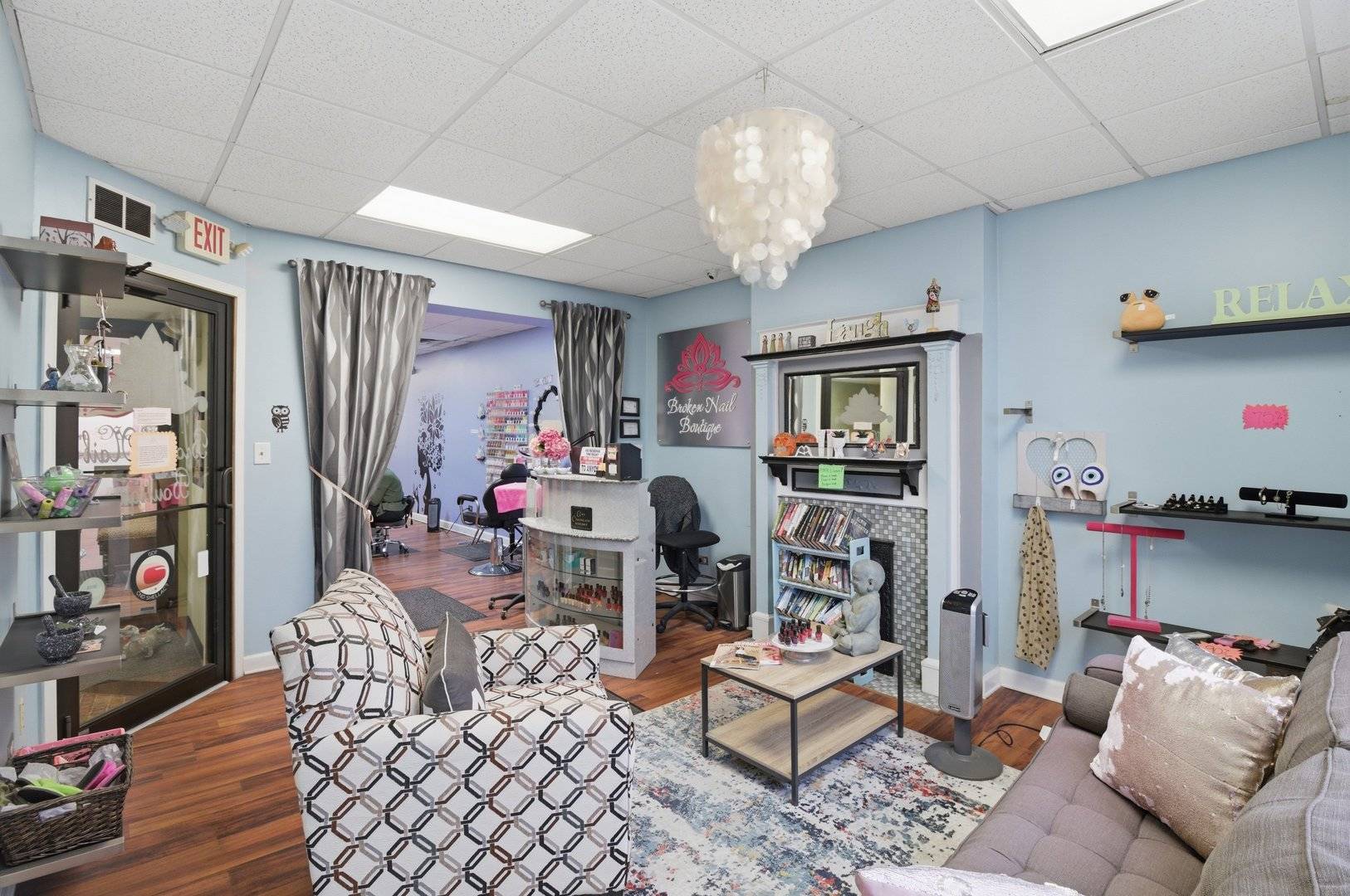 108 W Burlington AVE #2, La Grange, IL 60525