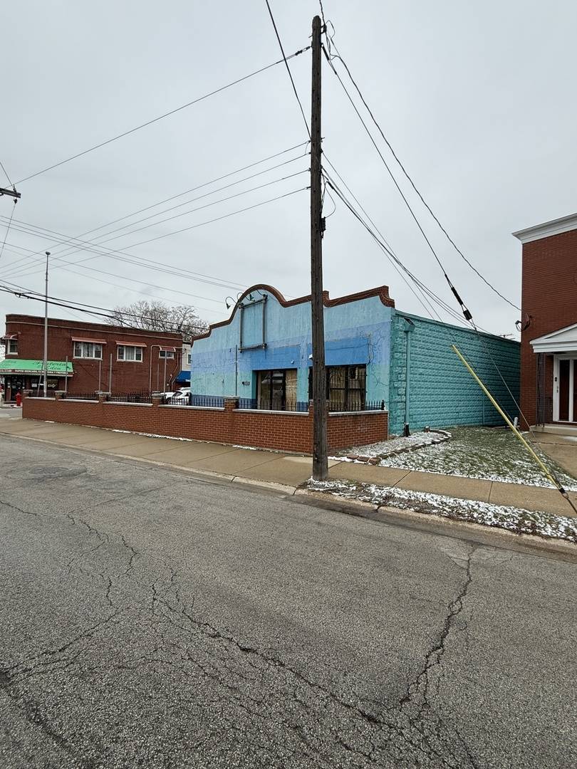 1964 Vermont ST, Blue Island, IL 60406
