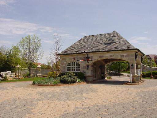 22 Brooke LN, South Barrington, IL 60010