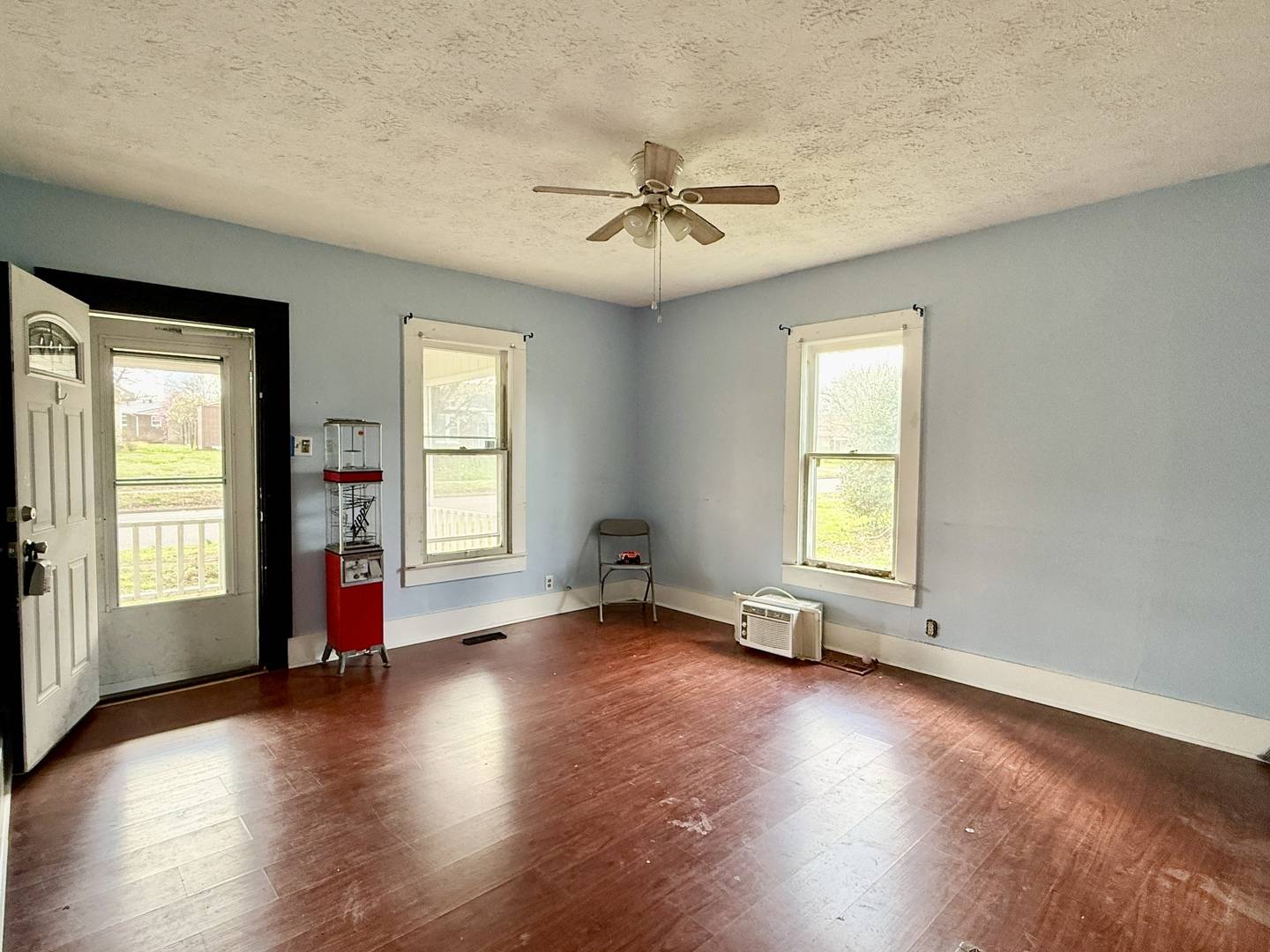 203 W 12th, Metropolis, IL 62960