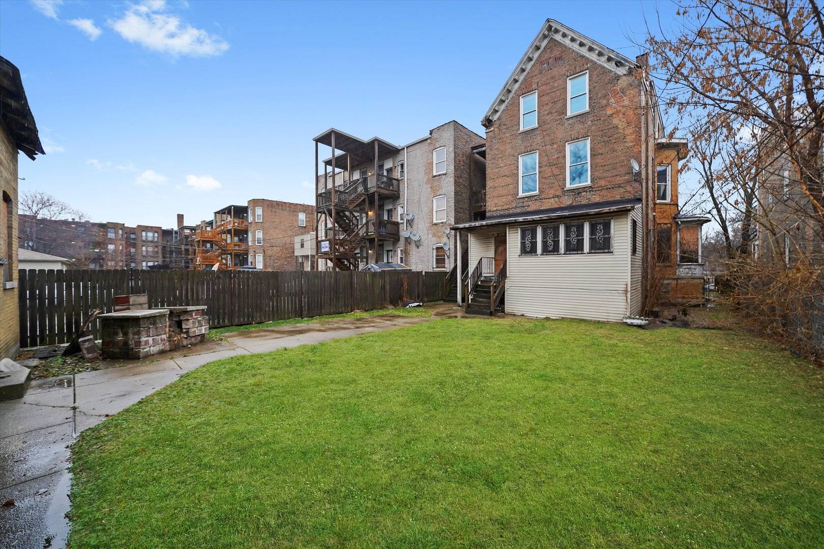 5930 S King DR, Chicago, IL 60637