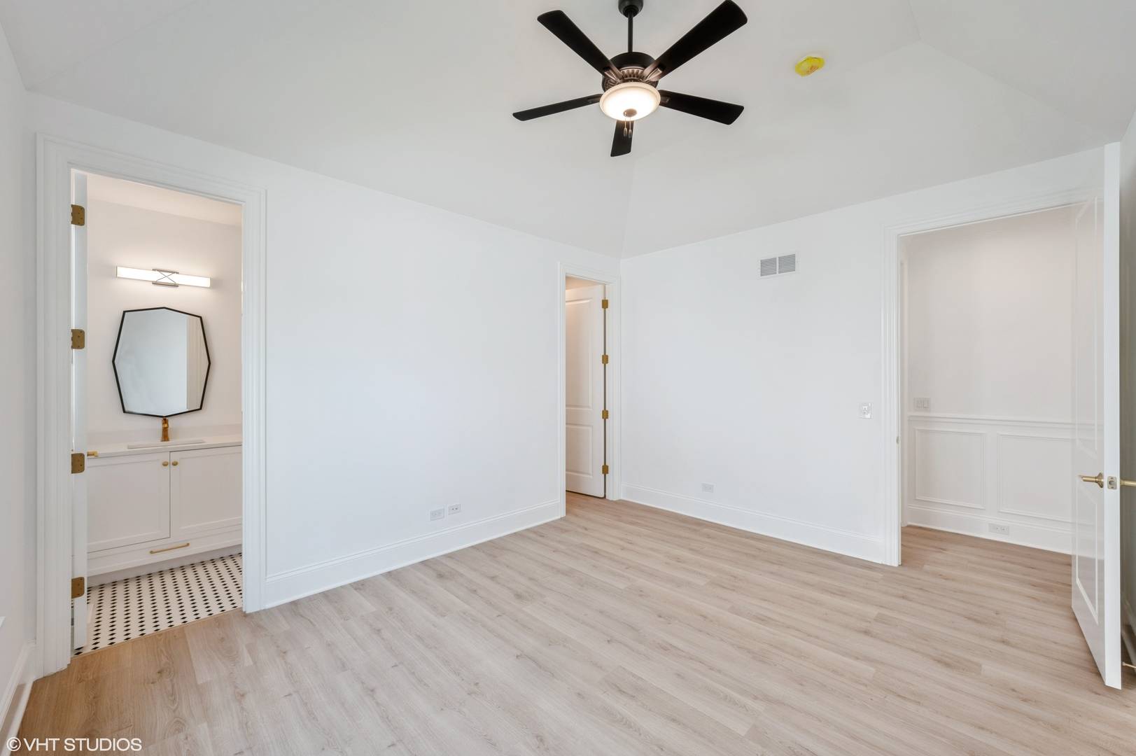 Address not disclosed, Willowbrook, IL 60527