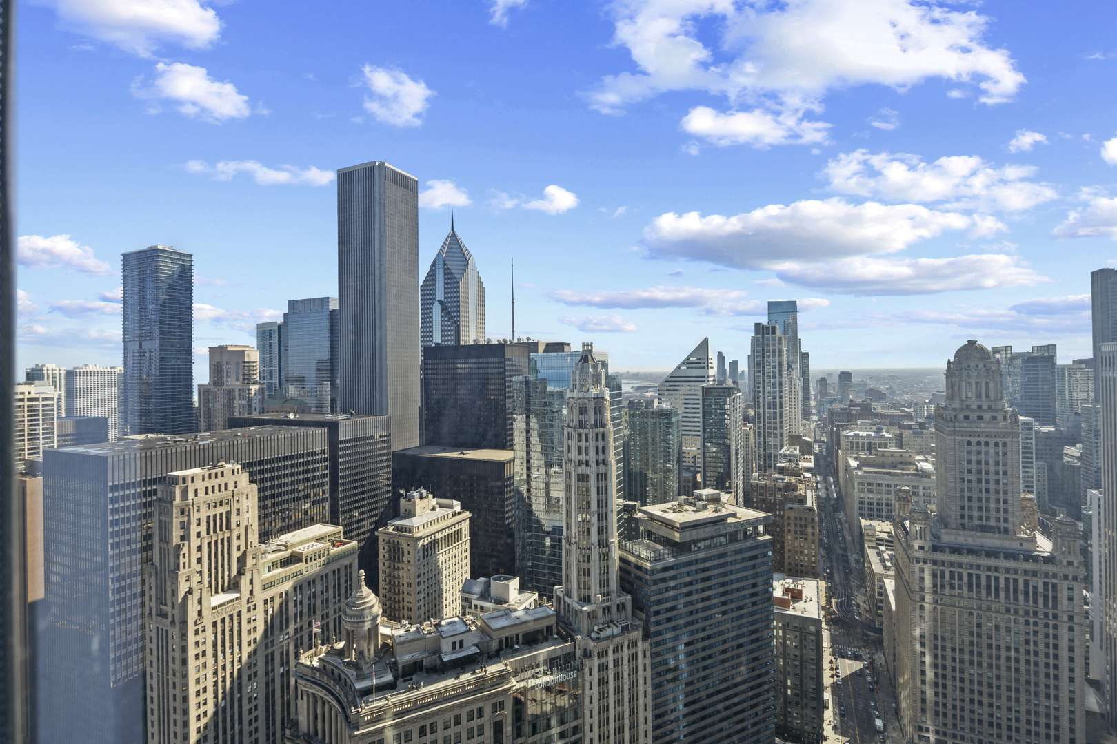 401 N Wabash AVE #37K, Chicago, IL 60611