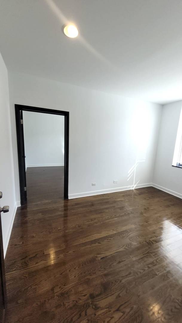 5642 W Diversey AVE, Chicago, IL 60639