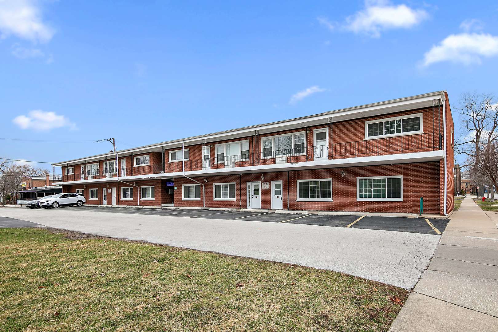 18154 Martin AVE, Homewood, IL 60430