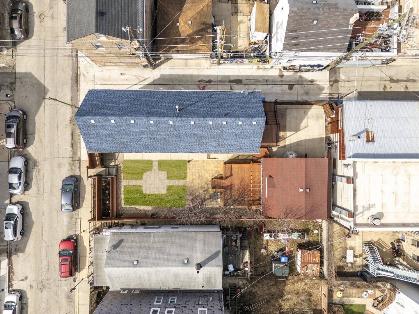 1024 W 18th PL, Chicago, IL 60608