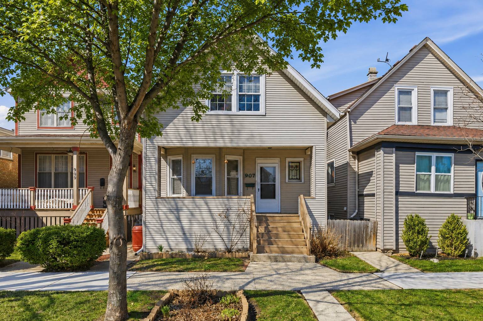 907 Ferdinand AVE, Forest Park, IL 60130