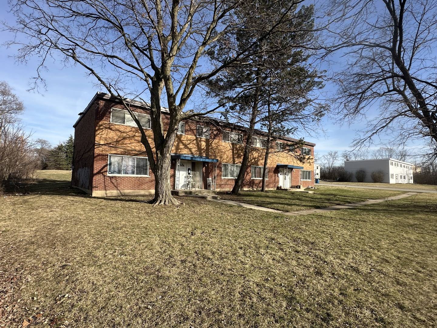 489 Hickory ST, Chicago Heights, IL 60411