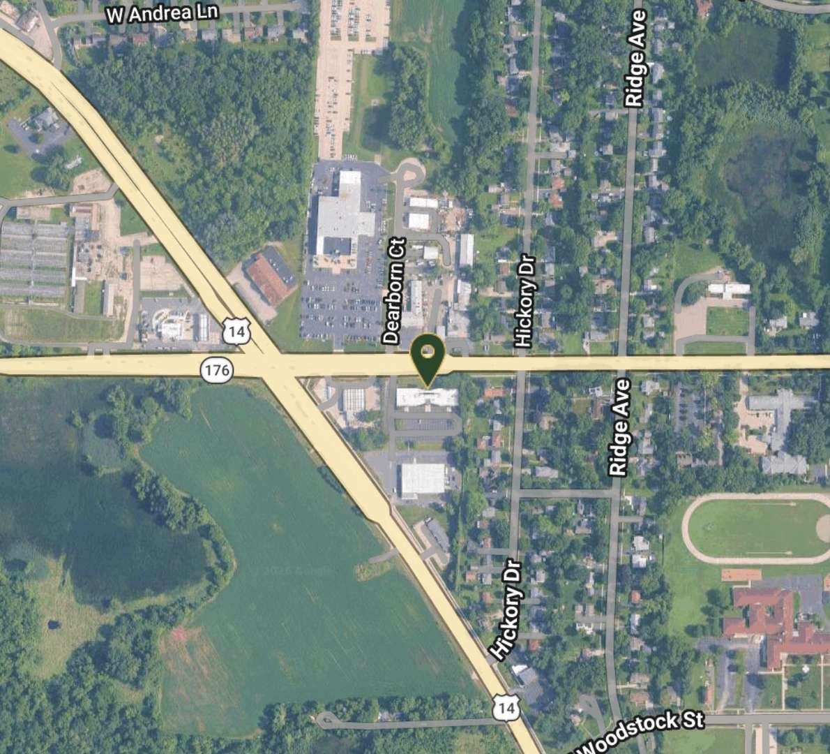 651 W Terra Cotta AVE, Crystal Lake, IL 60014
