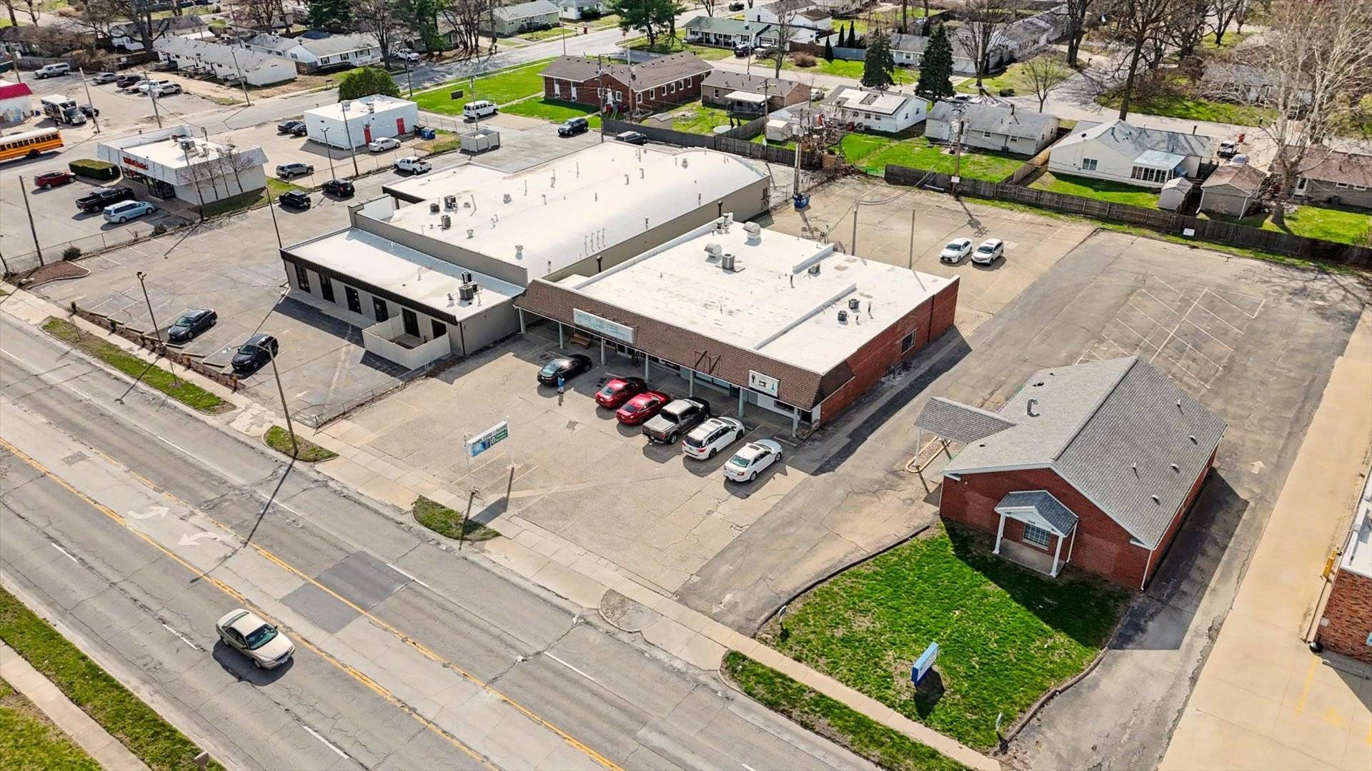 1205 S Mattis AVE, Champaign, IL 61821