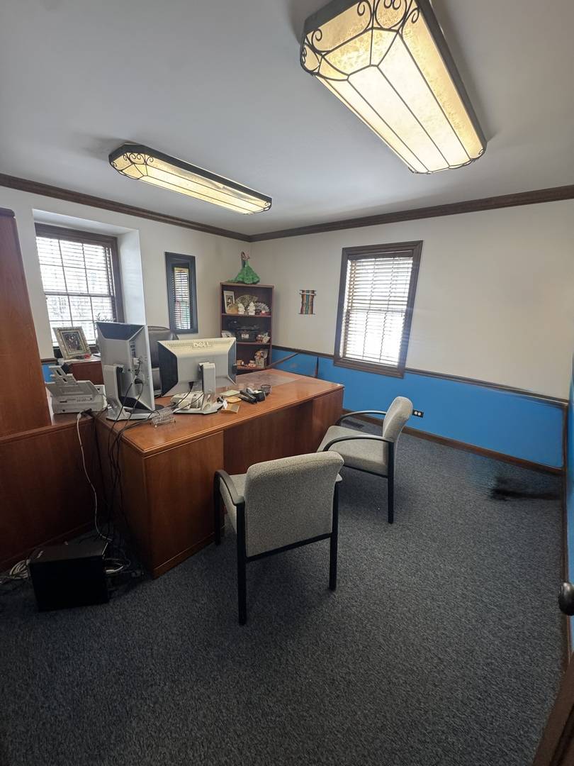 1630 W Colonial Pkwy W #25, Inverness, IL 60067