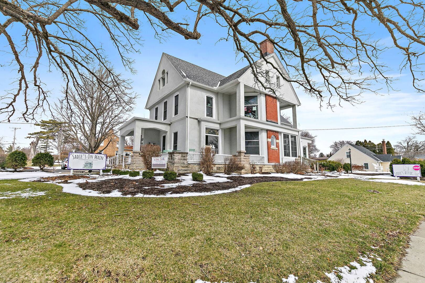 303 N Main ST, Elburn, IL 60119