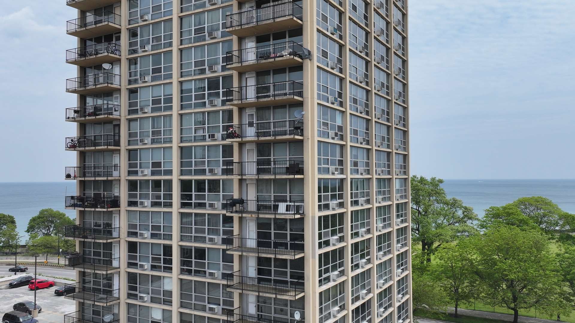 6730 S South Shore DR #604, Chicago, IL 60649