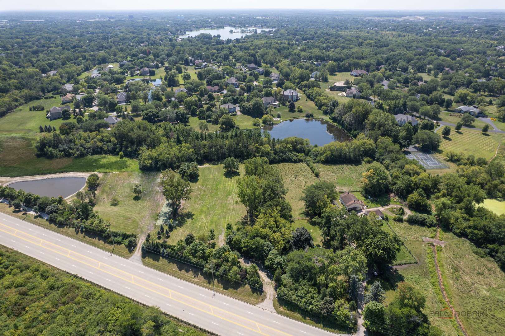 303 Algonquin RD, South Barrington, IL 60010