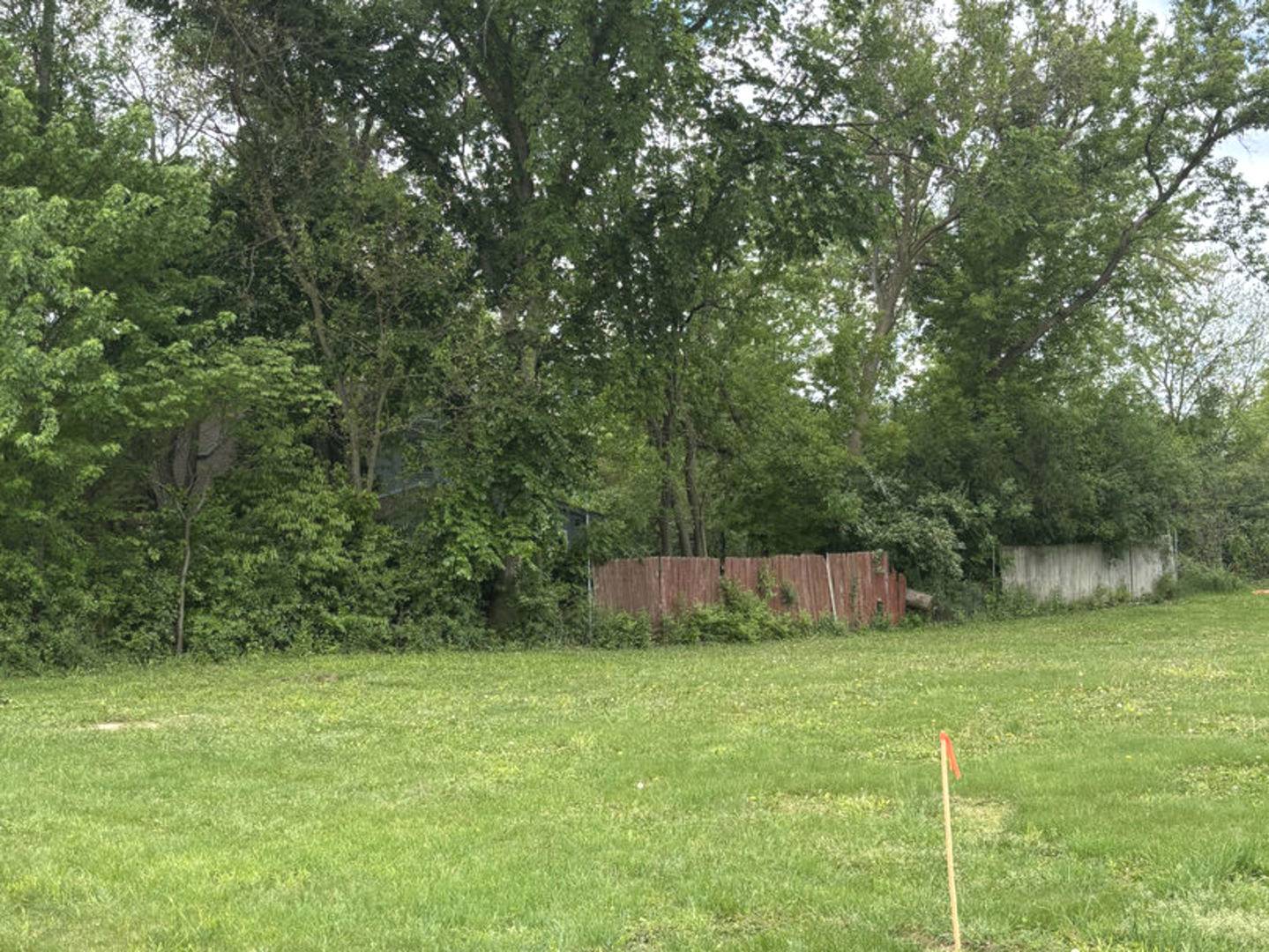 LOT 8 W PLUM ST S, Mchenry, IL 60050