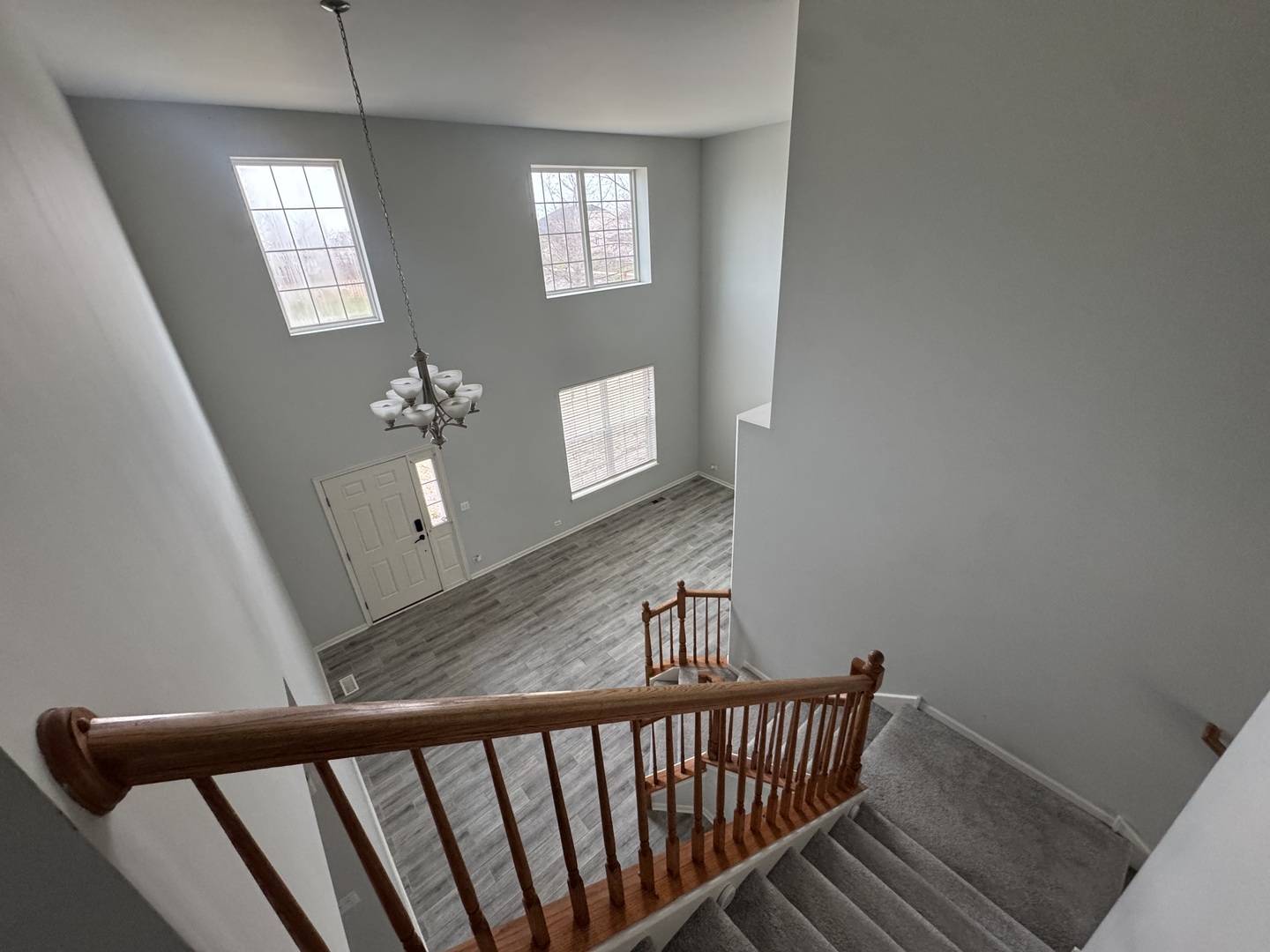 801 Parkside LN, Yorkville, IL 60560