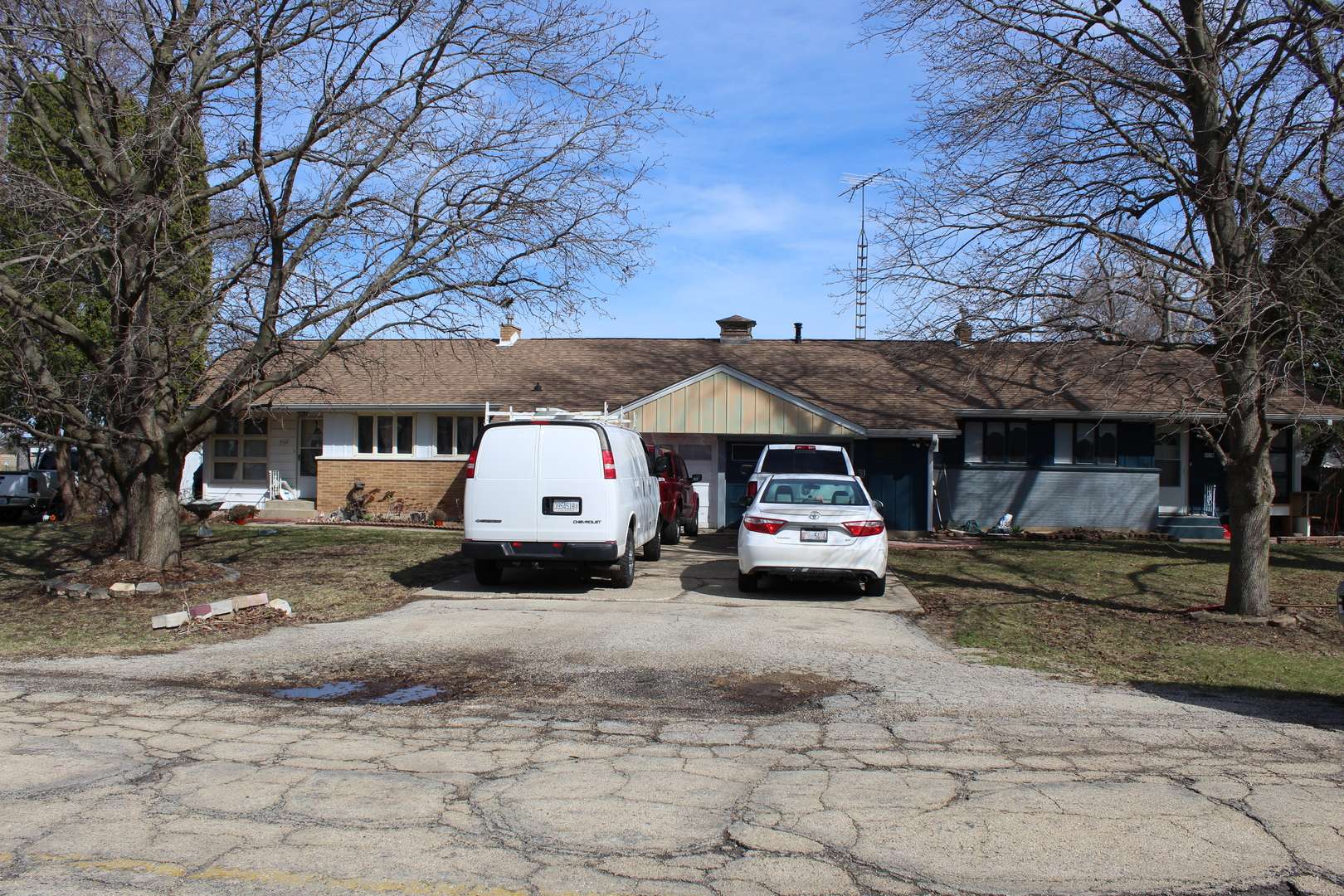 402 N East ST, Somonauk, IL 60552