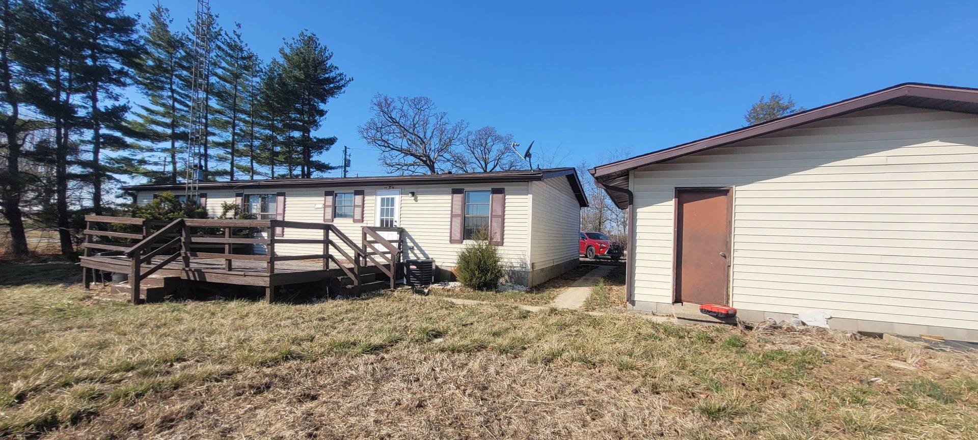 15400 N Heron LN, Bluford, IL 62814