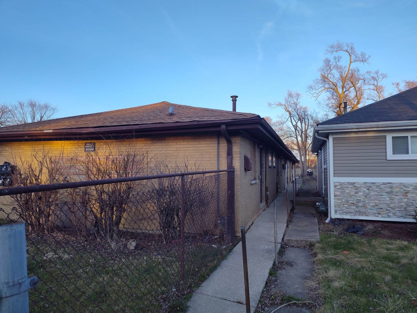 15731 Lexington AVE, Harvey, IL 60426