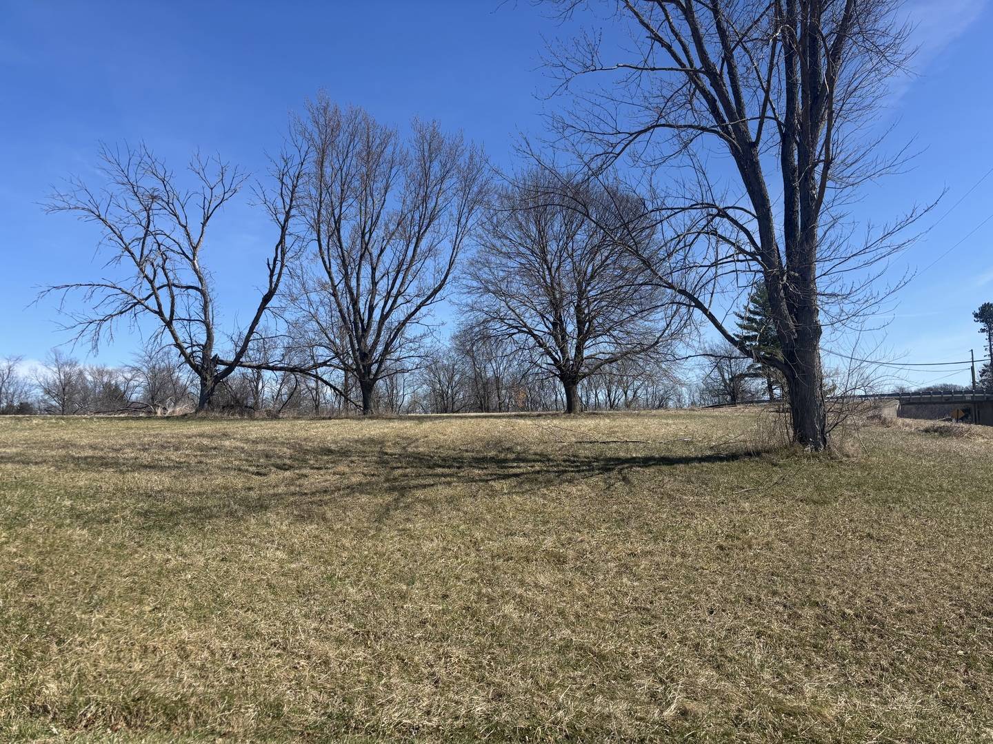 1014 Hidden Valley DR, Varna, IL 61375