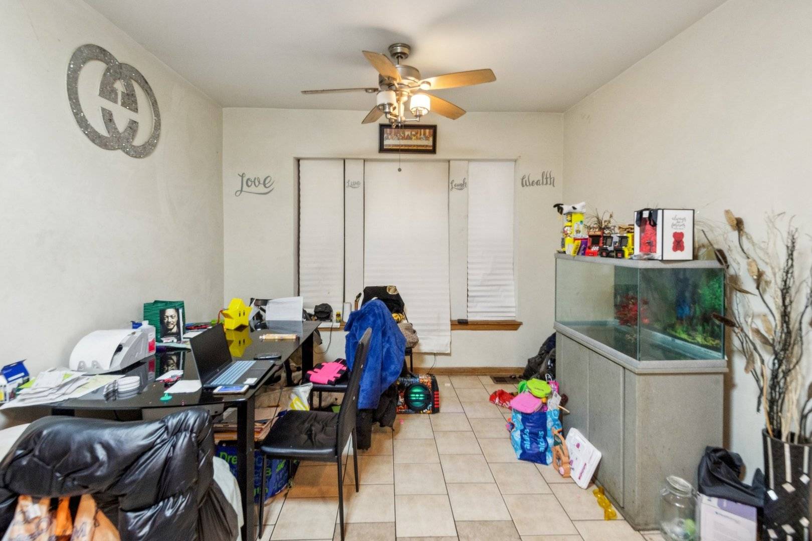5016 S Prairie AVE #1, Chicago, IL 60615