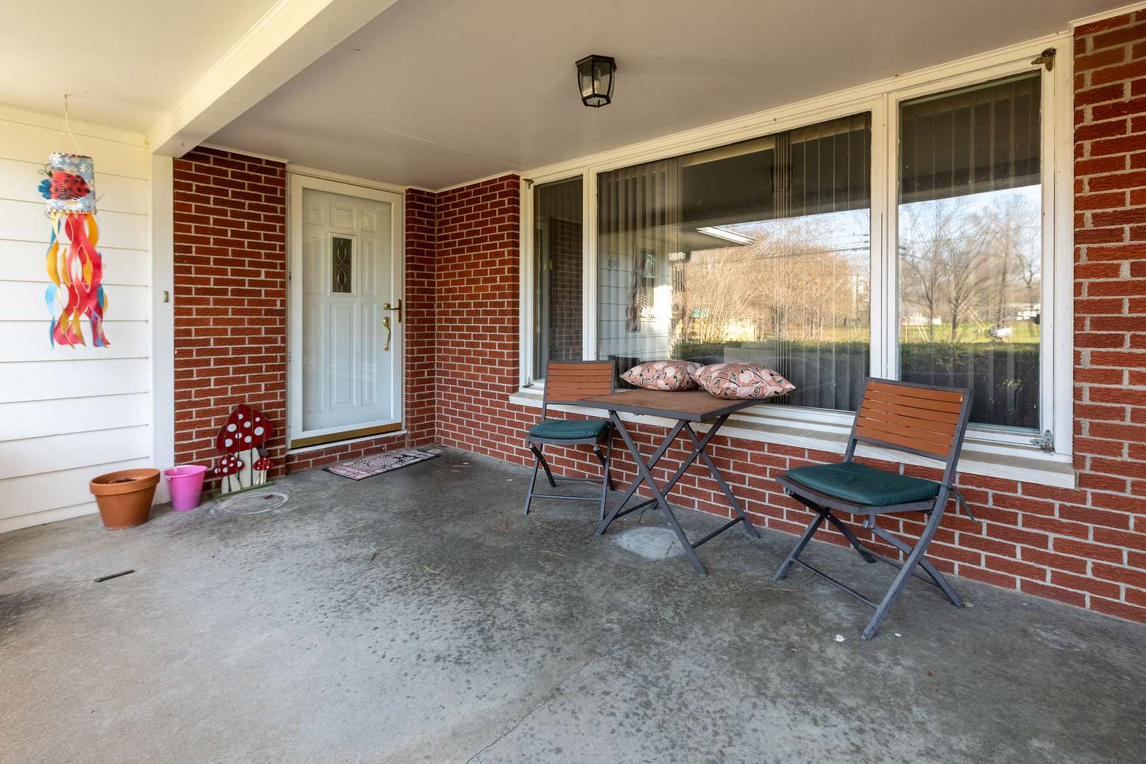 218 Blessing CIR, Murphysboro, IL 62966