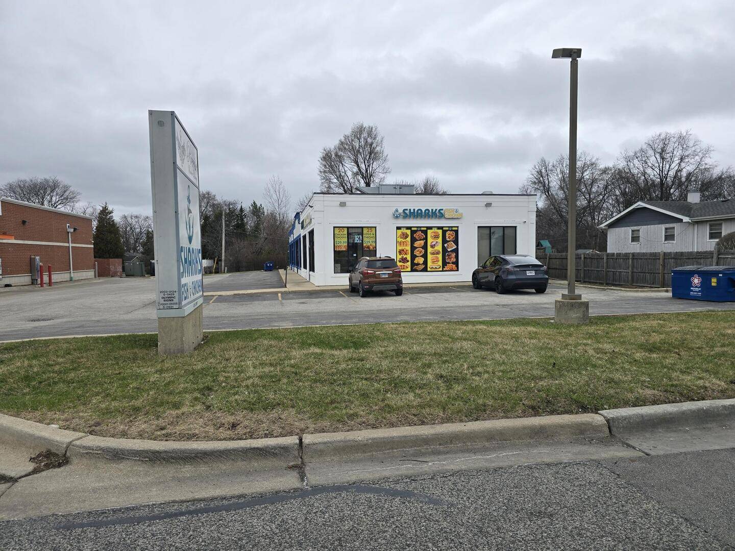 430 Swift RD #A, Addison, IL 60101