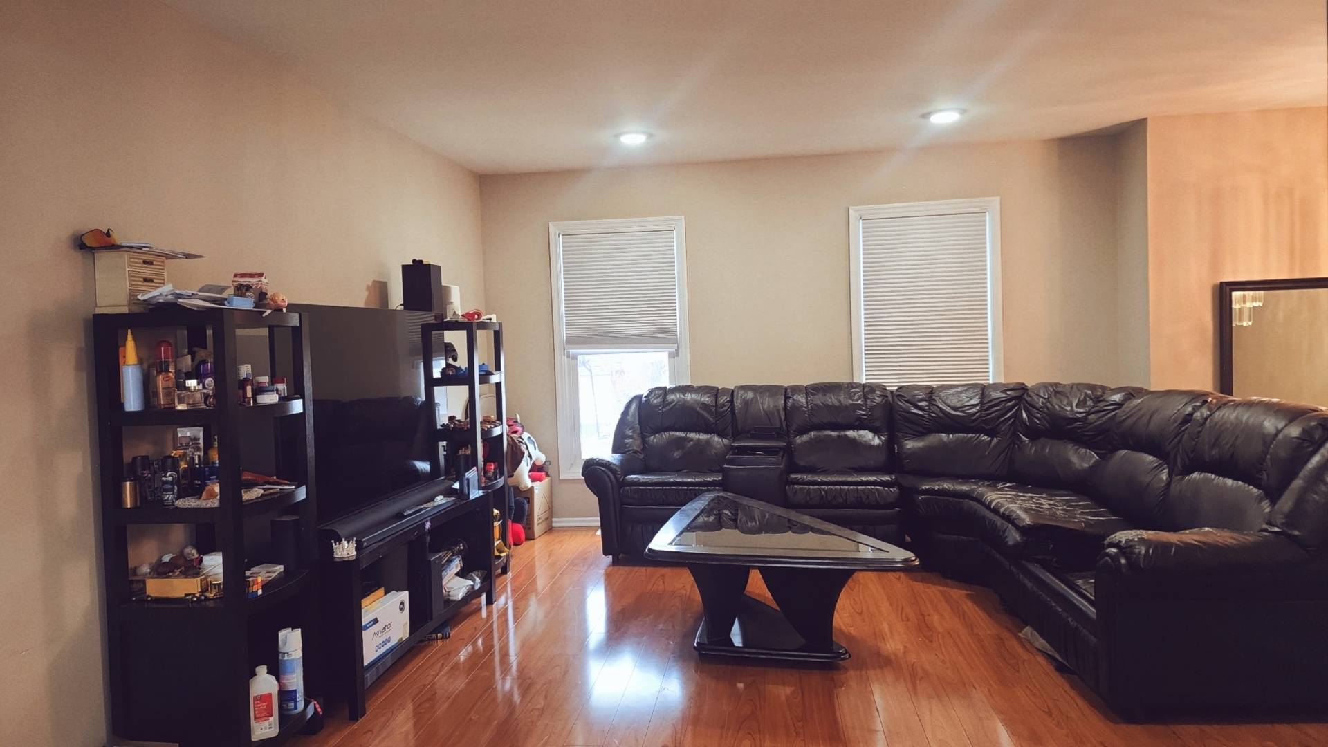 425 Norman LN, Roselle, IL 60172