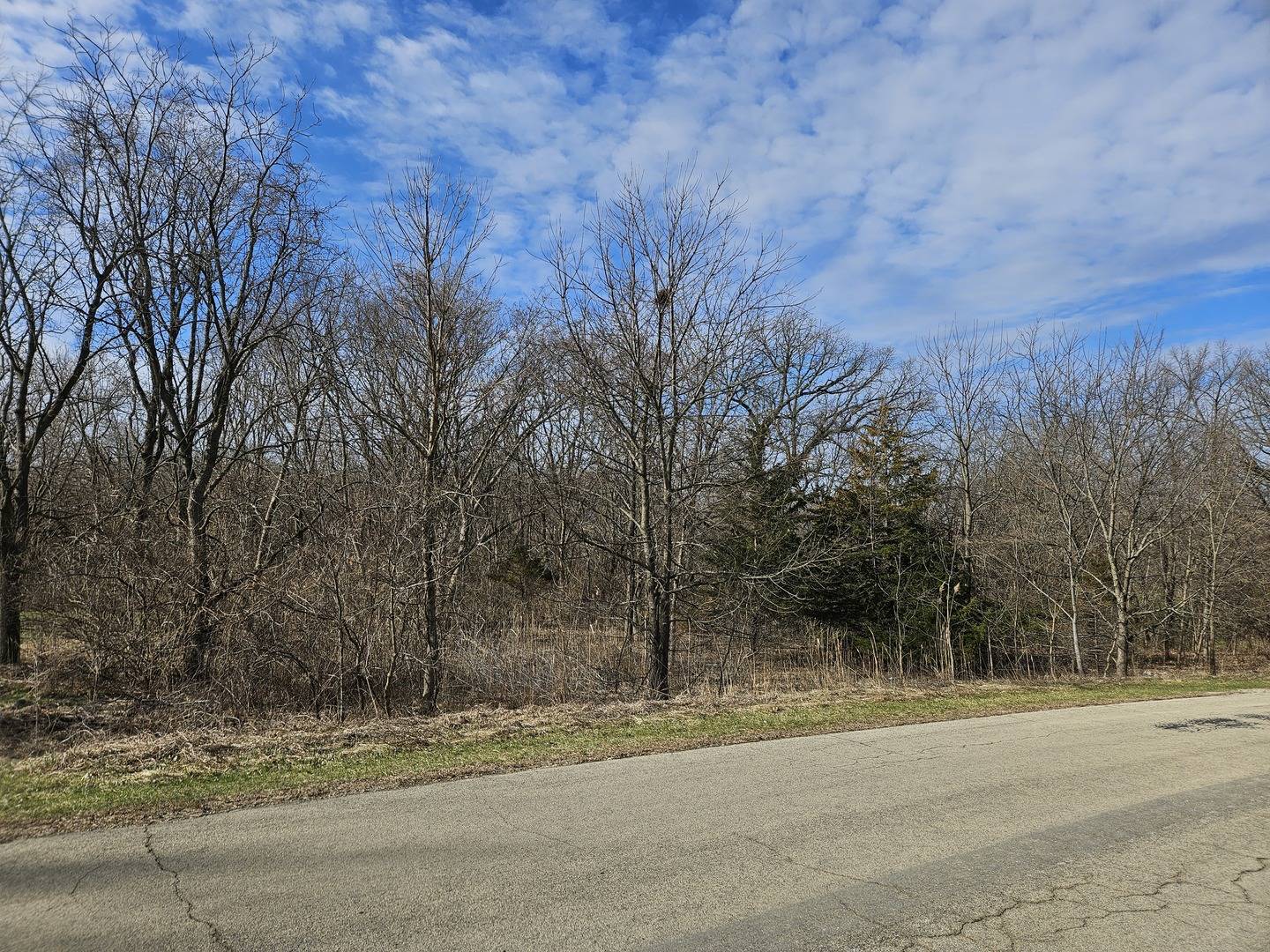 2616 N 3689th RD, Sheridan, IL 60551